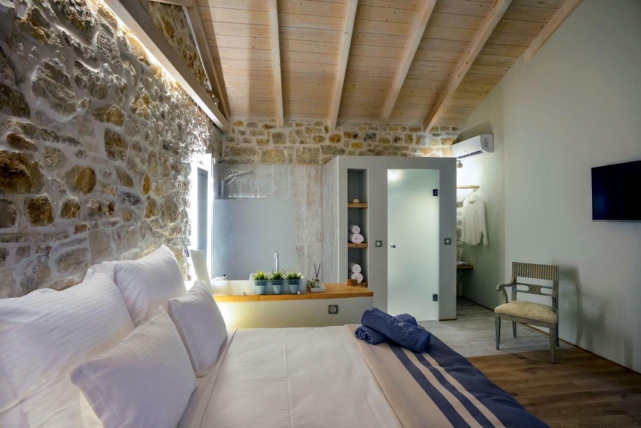 جايوس Paxos Fairytales Lovenest 1 المظهر الخارجي الصورة